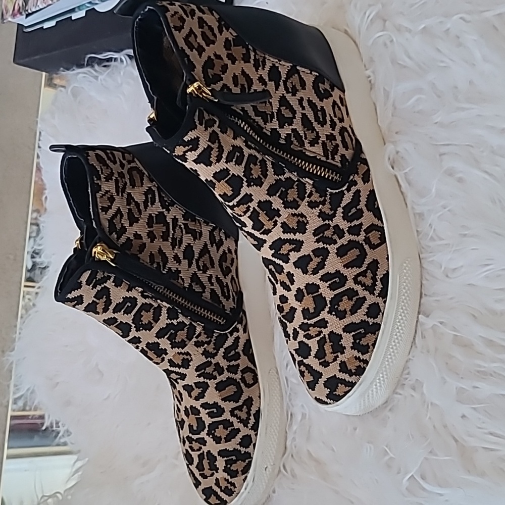 Steve  Madden sneakers - Picture 6 of 6